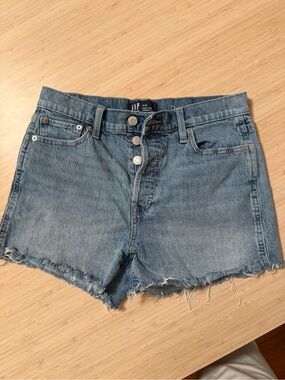 GAP Women's Medium Blue Denim Frayed Hem Button-Fly Shorts